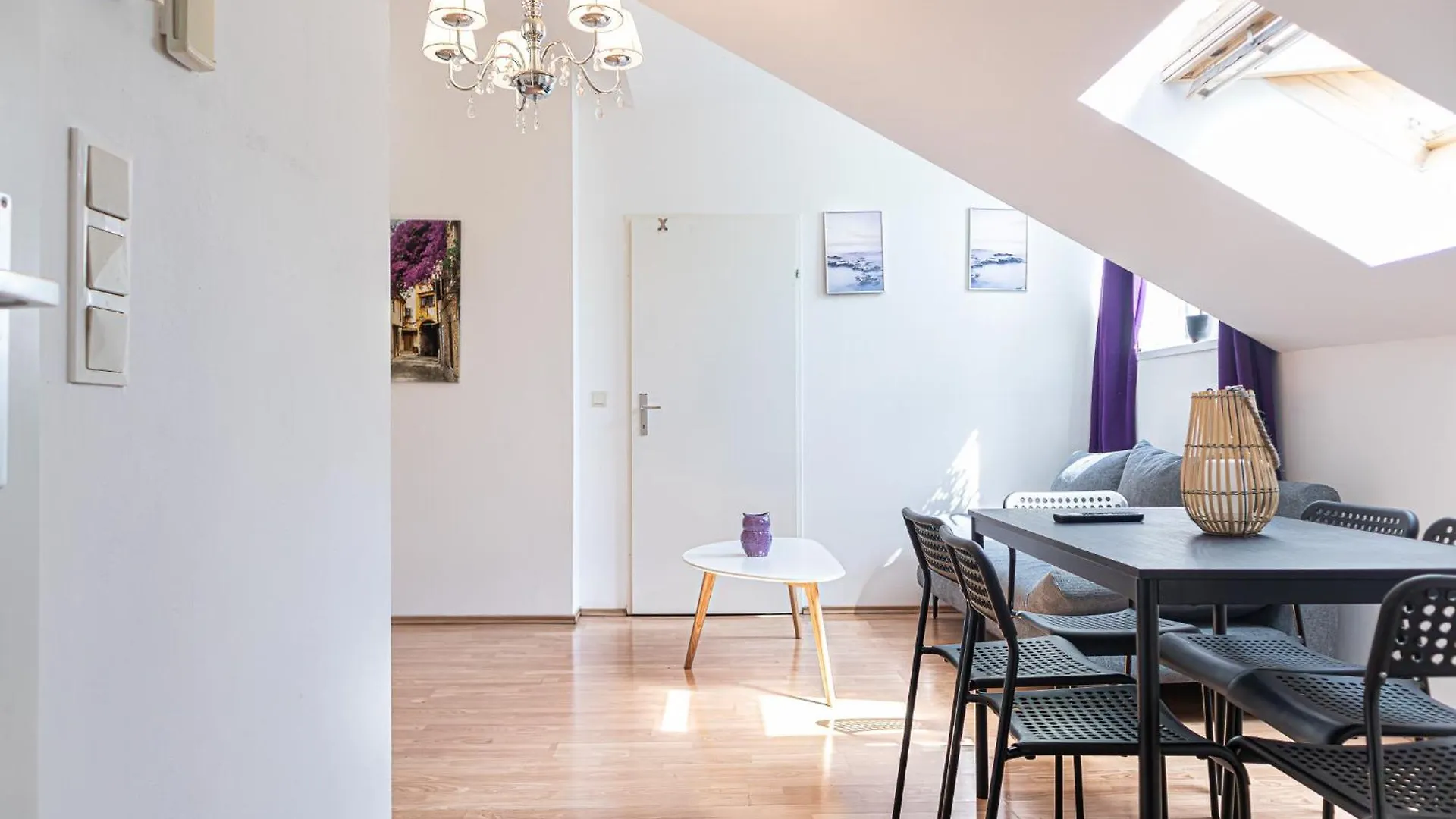 Spacious 2Br Apt Great Location - Near Schoenbrunn Wiedeń Austria