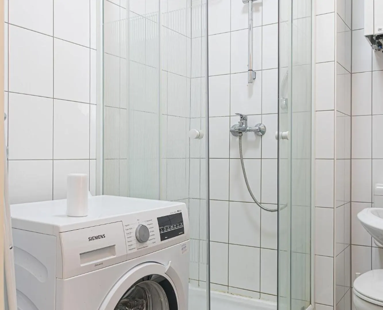 Spacious 2Br Apt Great Location - Near Schoenbrunn Wiedeń 0*,