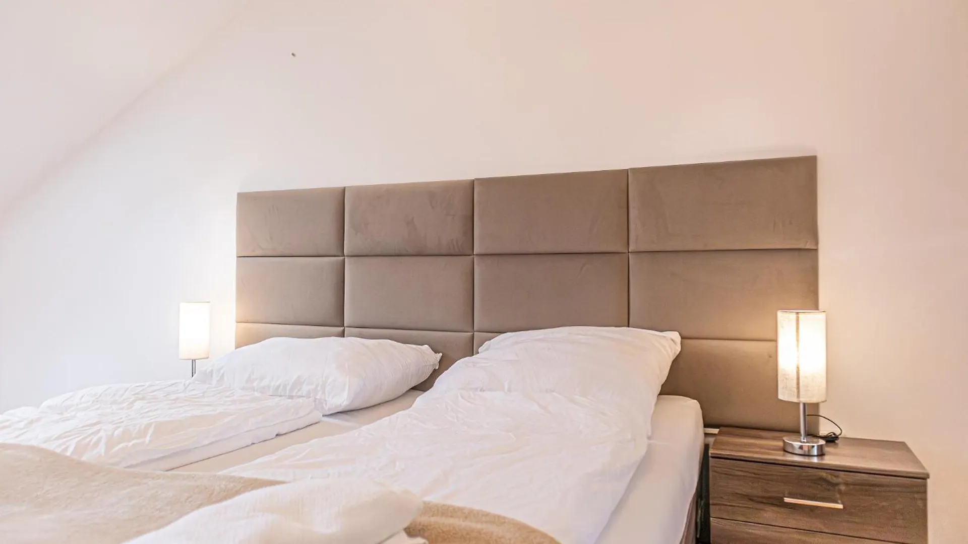 Spacious 2Br Apt Great Location - Near Schoenbrunn Vienna Apartment